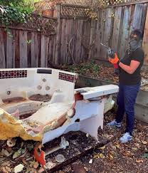 Best Garage Cleanout  in Camdenton, MO